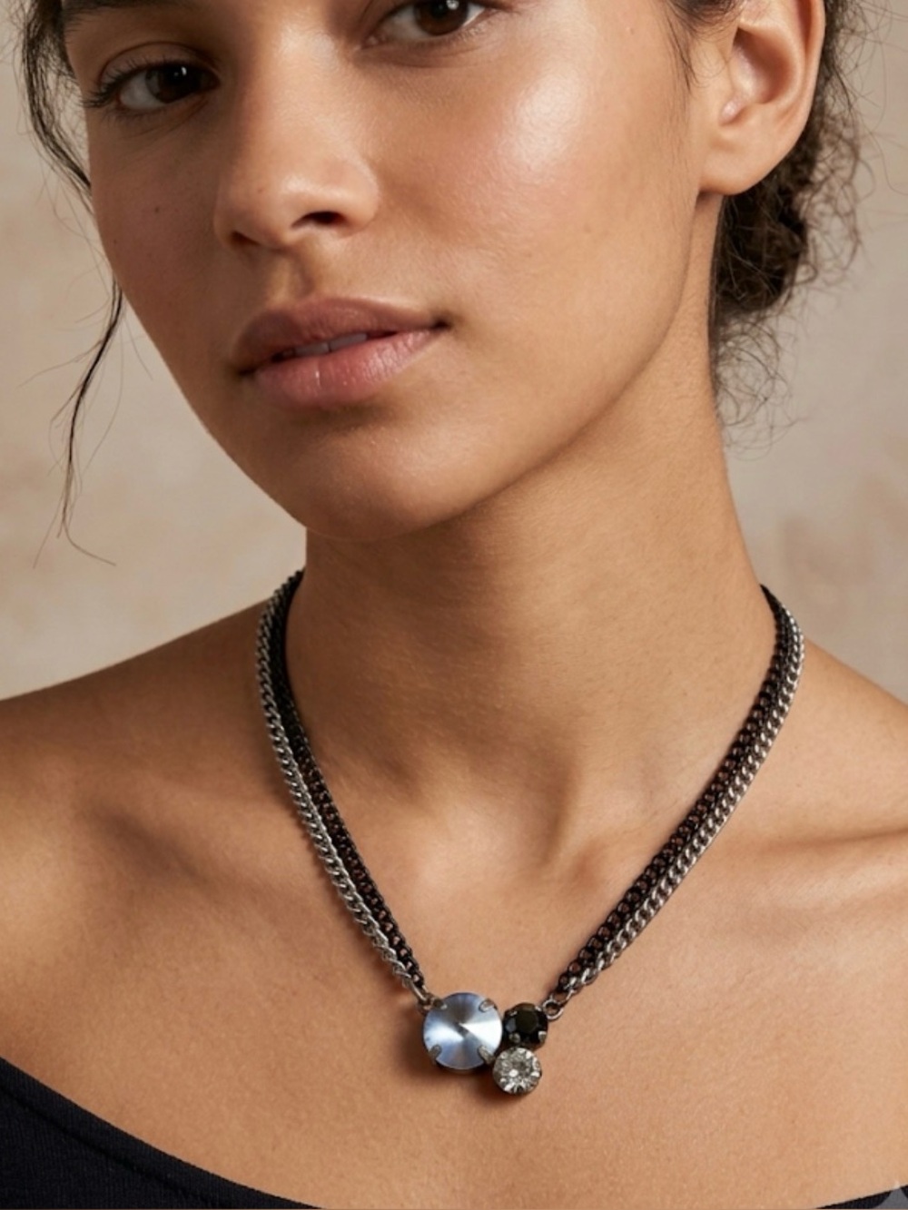 Sabika W 10  3 Stone Accent Swarovski Crystal Pendant Necklace